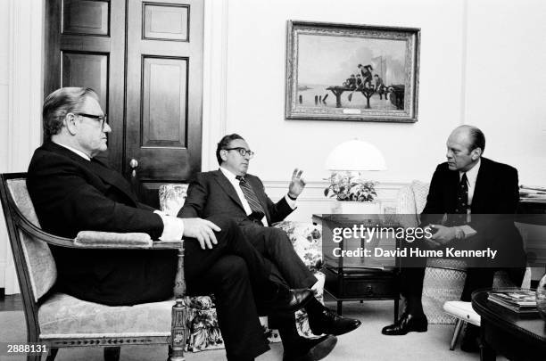 Vice President Rockefeller Rug 2,453 United States Of America Nelson Rockefeller Stock Photos, High ...