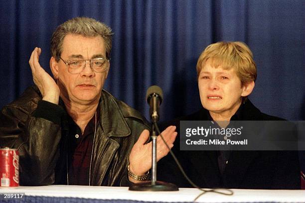 DANIEL AND BRENDA KERRIGAN, THE PARENTS OF NANCY KERRIGAN TALK TO REPORTERS FOLLOWING THE ANNOUNCEMENT OF KERRIGAN'S WITHDRAWAL FROM THE 1994 US...