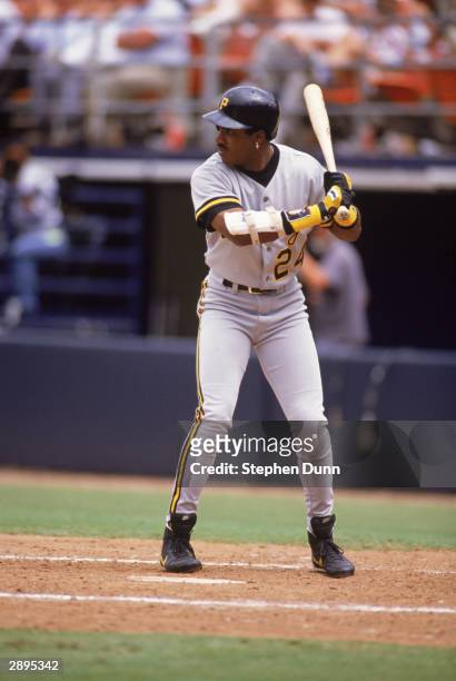 Left fielder Barry Bonds of the Pittsburgh Pirates at bat during the game against the San Diego Padres at Jack Murphy Stadium on May 27, 1988 in San...