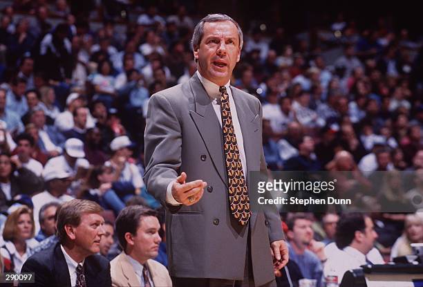 UNIVERSITY OF KANSAS HEAD COACH ROY WILLIAMS INSTRUCTS HIS TEAM FROM THE SIDELINES DURING THEIR 81-75 WIN OVER UMASS IN THE JOHN WOODEN CLASSIC AT...