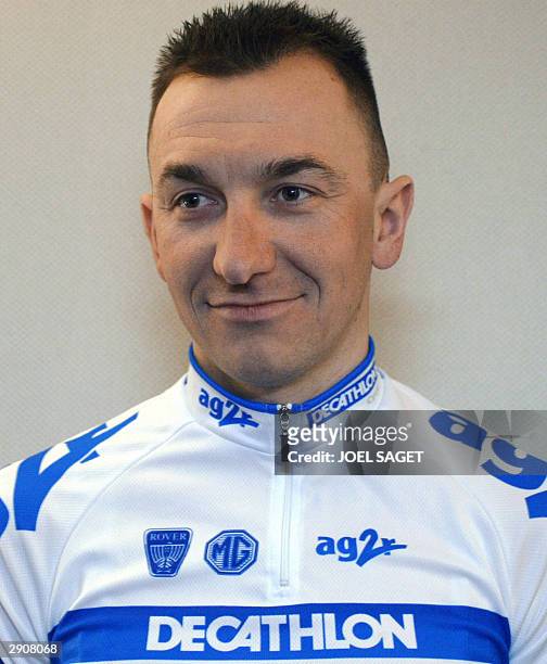 French rider Christophe Agnolutto of French AG2R cycling team poses during the presentation of his team, 27 January 2004 in Paris. AFP PHOTO JOEL...