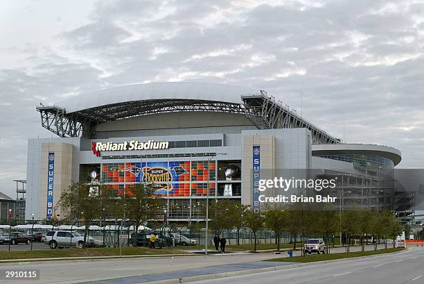 General view of the exterior of Reliant Stadium as it makes final preparations for Super Bowl XXXVIII between the New England Patriots and the...