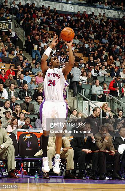 Morris Peterson of the Toronto Raptors shoots a jumper during the game against the Minnesota Timberwolves at the Air Canada Centre on January 21,...