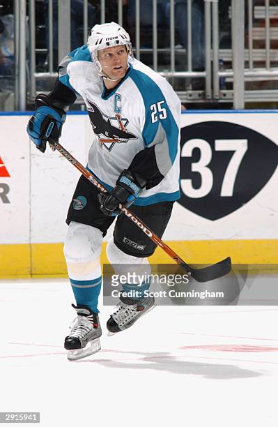 Center Vincent Damphousse of the San Jose Sharks on the ice during the game against the Atlanta Thrashers at Philips Arena on November 2, 2003 in...