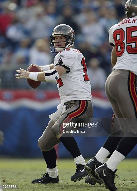 Quarterback Brad Johnson of the Tampa Bay Buccaneers looks to throw the ball during the game against the Tennessee Titans on December 28, 2003 at The...