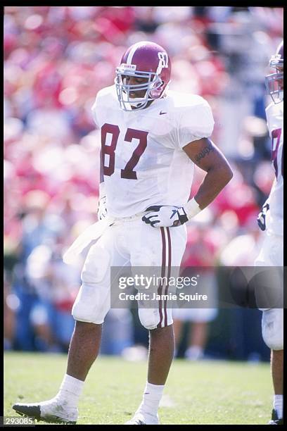 Daqualon Rudd Linebacker Dwayne Rudd of the Alabama Crimson Tide stands on the ...