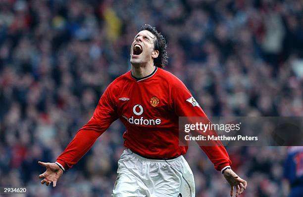 Ruud van Nistelrooy celebrates scoring United's third goal during the FA Barclaycard Premiership match between Manchester United v Sunderland at Old...