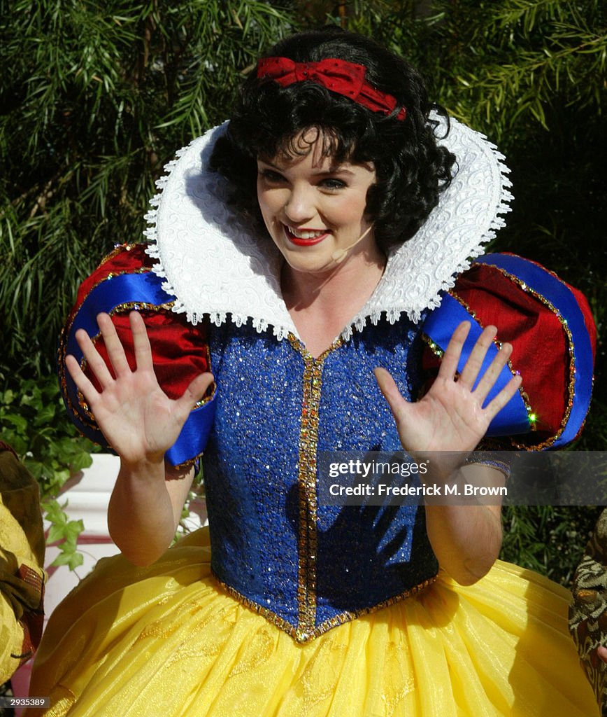 Snow White Celebrated At Grauman's In Hollywood