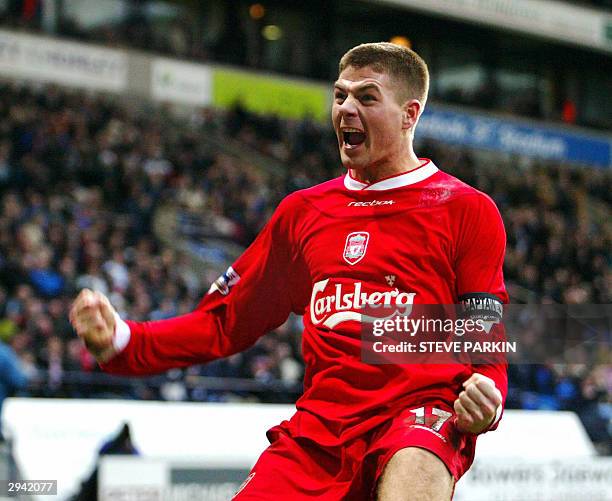 Liverpool' Steven Gerrard celebrates after scoring the Reds' second goal, 07 February 2004 in Bolton, during a Barclaycard Premier League match...