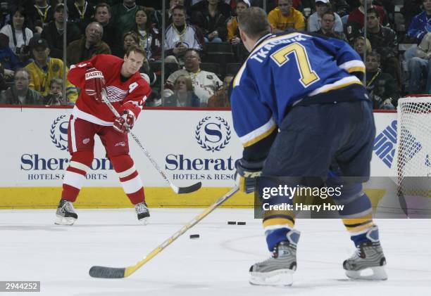 1,659 Keith Tkachuk And St Louis Blues Stock Photos, High-Res