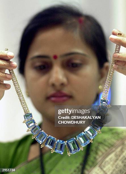 Sunar Jewelry Photos and Premium High Res Pictures - Getty Images