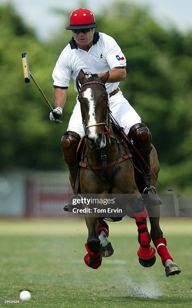 Tommy Lee Jones Plays Polo