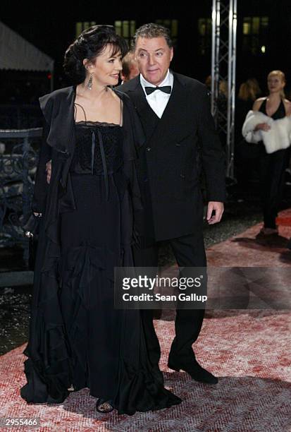 German actress Iris Berben and her husband Gabriel Lewy, arrive for the 2004 Cinema for Peace UNICEF charity gala February 9, 2004 in Berlin, Germany.