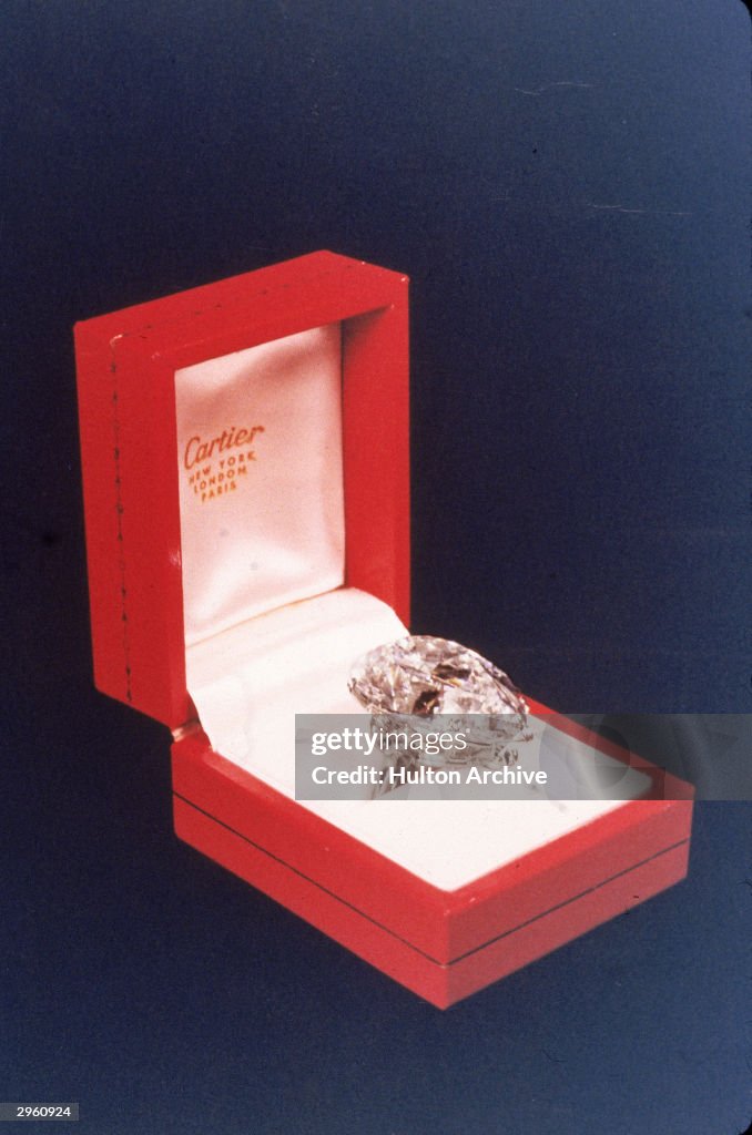 Cartier Diamond Bought By Burton For Taylor