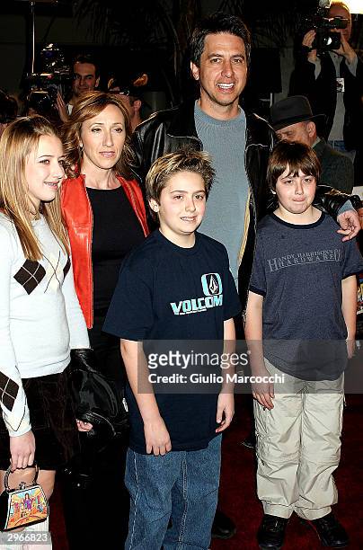 Actor Ray Romano and family arrives at the Los Angeles premiere of Fox's "Welcome to Mooseport" February 10, 2004 in Westwood, California.