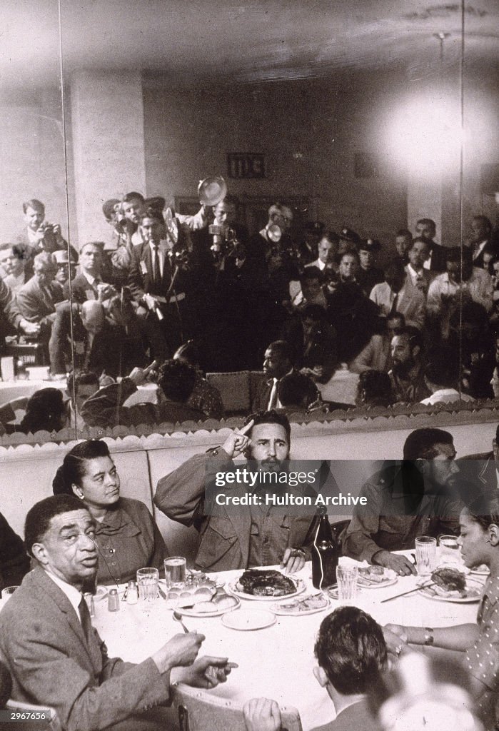 Fidel Castro Entertains In Harlem