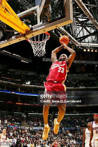 LeBron James of the Rookie Team dunks during the Got Milk? Rookie Game on February 13, 2004 at Staples Center in Los Angeles, California. NOTE TO...