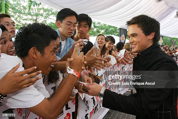 Gareth Gates, nominee for best male, arrives at the "MTV Asia Awards 2004" at the Singapore Indoor Stadium on February 14, 2004 in Singapore. The...