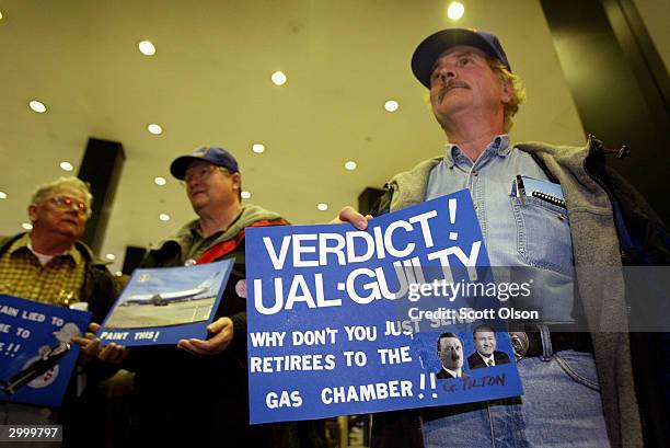 104 United Airlines Ramp Stock Photos, High-Res Pictures, and Images ...