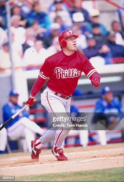 Outfielder Lenny Dykstra of the Philadelphia Phillies in action during a spring training game against the Toronto Blue Jays at Grant Field in...