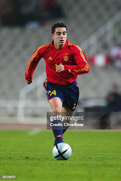 Xavi of Spain makes a break forward during the International Friendly match between Spain and Peru held on February 18, 2004 at The Olympic Stadium,...
