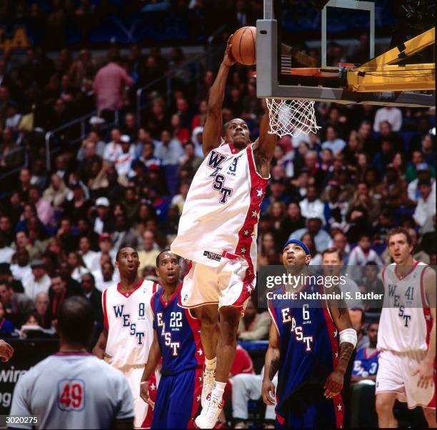 Steve Francis of the Western Conference All-Stars dunks against the Eastern Conference All-Stars during the 2004 All-Star Game on February 15, 2004...