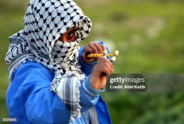 Israeli Forces Destroy Over 100 Palestinian Shops