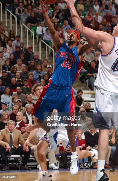Richard Hamilton of the Detroit Pistons shoots against the Utah Jazz on March 1, 2004 at the Delta Center in Salt Lake City, Utah. NOTE TO USER: User...