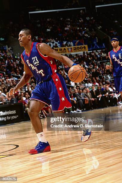 Ron Artest & Baron Davis Game-Worn Shoes (Davis Signed)