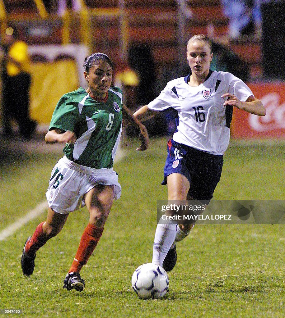Mexican Monica Vergara (L) disputes the