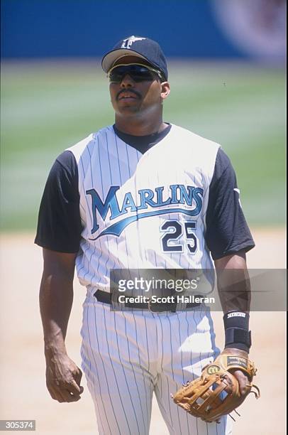 Infielder Bobby Bonilla of the Florida Marlins in action during a game against the Arizona Diamondbacks at the Pro Player Stadium in Miami, Florida....