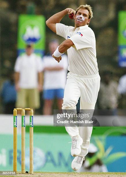 2,438 Shane Warne Bowling Photos and Premium High Res Pictures - Getty Images 2,438 Shane Warne Bowling Photos and Premium High Res Pictures - Getty Images