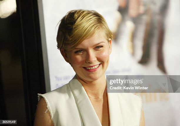 2,346 Kirsten Dunst 2004 Stock Photos, High-Res Pictures, and Images