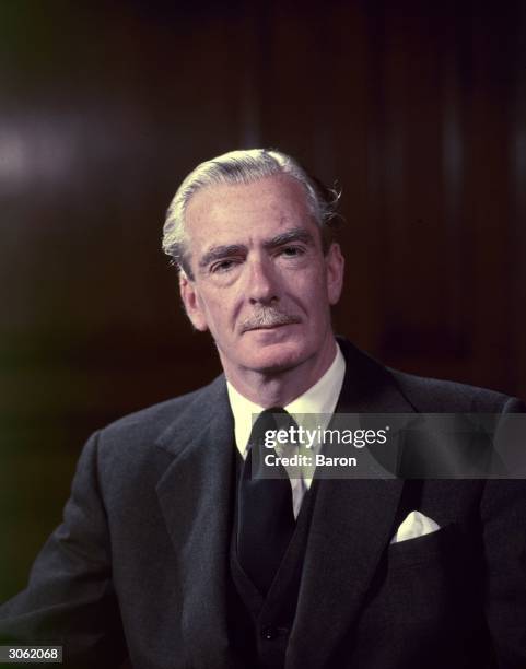 British prime minister Anthony Eden , who resigned in 1957 following controversy over his handling of the Suez Canal crisis.