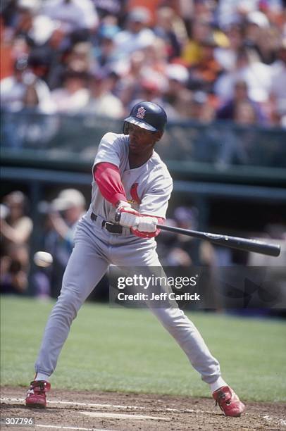 65 San Francisco Giants Willie Mcgee Photos & High Res Pictures - Getty