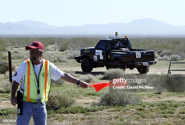 Flagman Races 205 The Flagman Stock Photos, High-Res Pictures, and Images - Getty Images