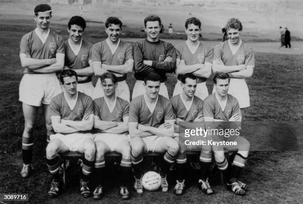 The Manchester United Team before the FA Cup Final against Bolton Wanderers, , Fred Goodwin, Dawson, Cope, Harry Gregg, Ian Greaves and Crowther, ,...