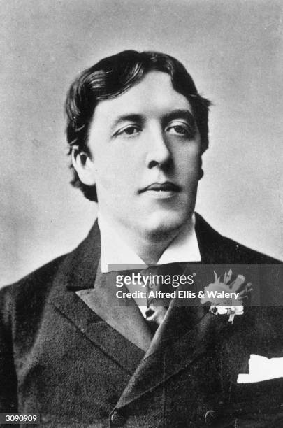 Irish playwright, poet and novelist Oscar Wilde , author of 'The Picture of Dorian Gray' and 'The Importance of Being Earnest'.