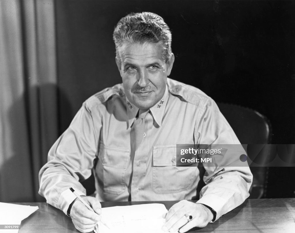 Leslie Groves