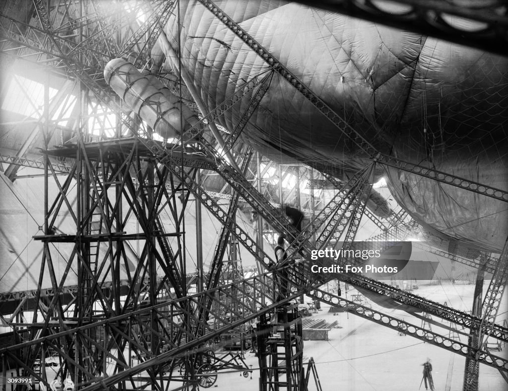 Britich R101 The giant rigid British airship the R101 under construction at... News ...