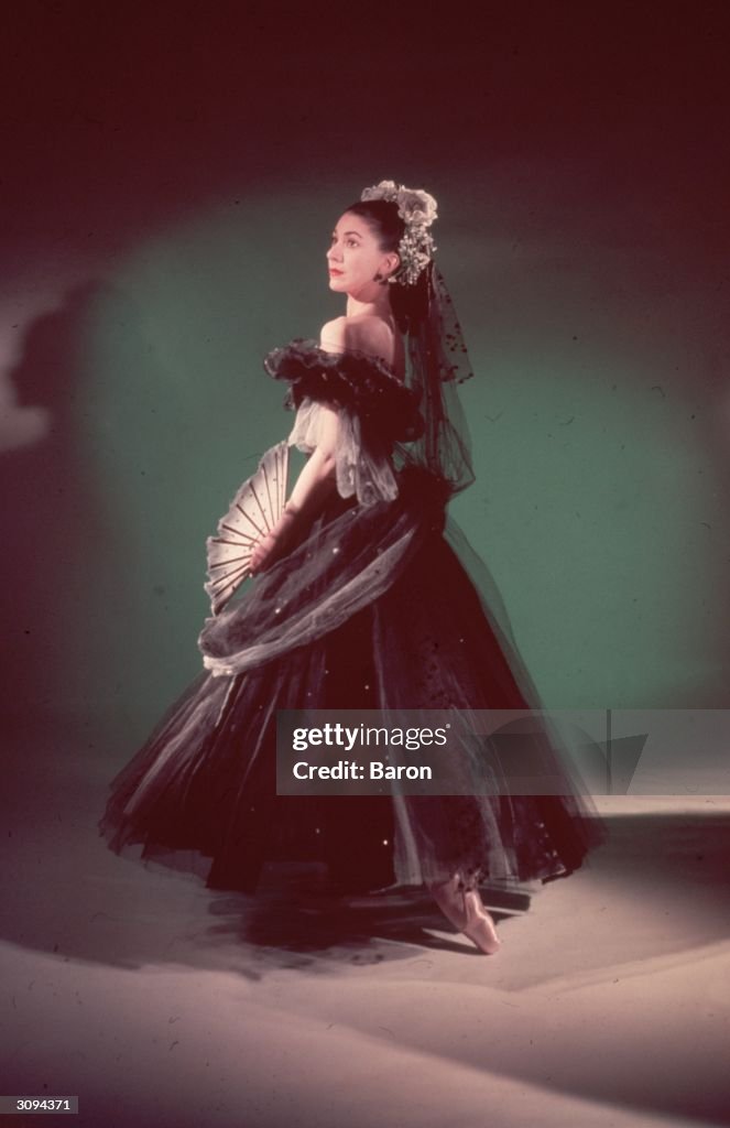 Ballerina Margot Fonteyn In Apparitions Choreography By Frederick News Photo Getty Images