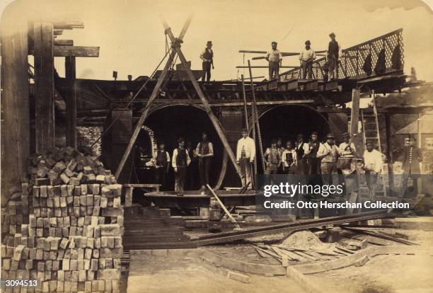 Roadway and aqueduct being built over the River Lea.