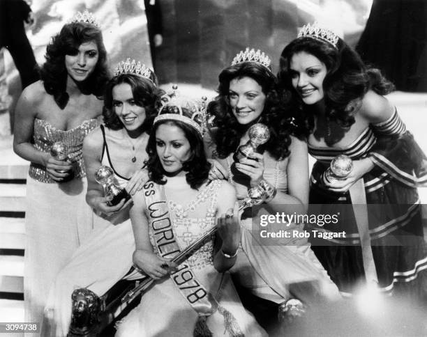 17 Silvana Suarez Stock Photos High Res Pictures And Images Getty 17-silvana-suarez-stock-photos-high-res-pictures-and-images-getty