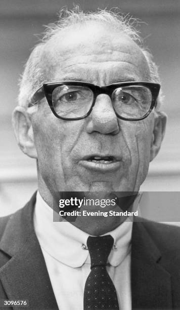 American child welfare expert Dr Benjamin Spock .