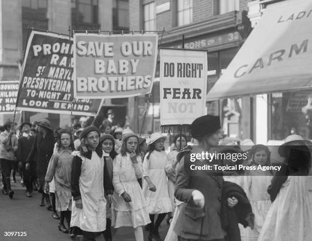 Prohibition Rally Button 8,410 Prohibition Fashion Stock Photos, High-Res Pictures, and Images ...