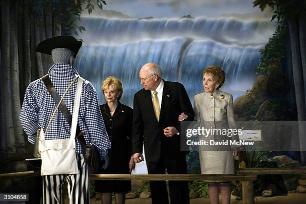 Clark Cheney 76 Ronald Reagan Visits The Ronald Reagan Presidential Library Stock ...
