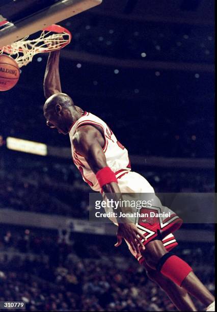 Guard Michael Jordan of the Chicago Bulls goes up for two during a game against the Indiana Pacers. The Bulls defeated the Pacers 105-97. Mandatory...