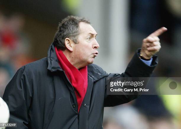 Liverpool manager Gerard Houllier gives out orders during the FA Barclaycard Premiership match between Liverpool and Wolverhampton Wanderers at...
