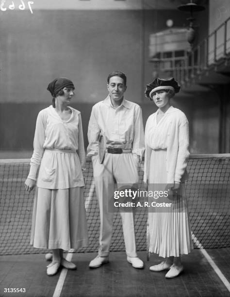 Edith Reyntiens Murrietta Photos and Premium High Res Pictures - Getty Images