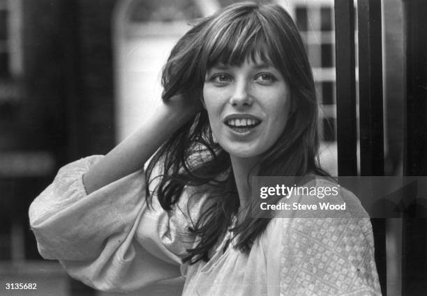 British singer, actress and model Jane Birkin, best known for 'Je t'Aime', her duet with partner Serge Gainsbourg.